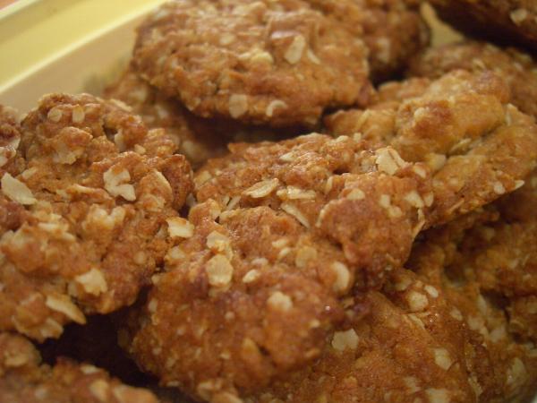 Anzac Biscuits Recipe: Chewy or Crisp, Step by Step photo