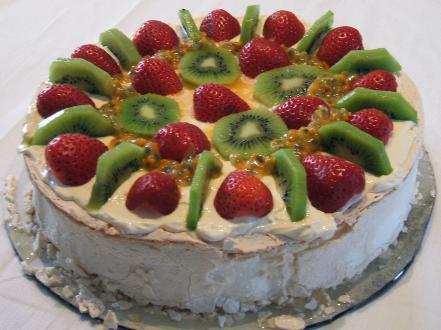 Classic Australian Pavlova Recipe: Crisp Outside, Soft Inside photo